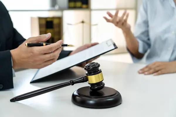 What to Expect When Giving a Deposition in a Personal Injury Case